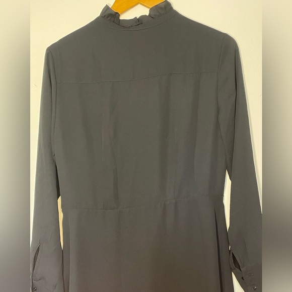 43-NWT H & M Black Long Sleeve Dress Button Up with Frills Size Medium - Picture 3 of 12